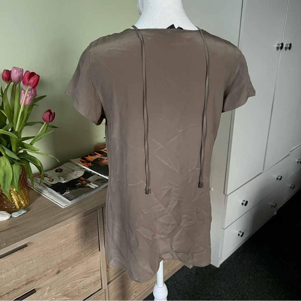 Vintage 100% Silk Y2K Taupe Lace Chain Tie-Up Peep Hole Silk Short Sleeve Blouse - Picture 8 of 16